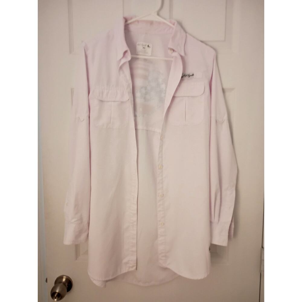 Women's Oversized XS Reel Legends Poder Pink Button Up Lightweight Shirt